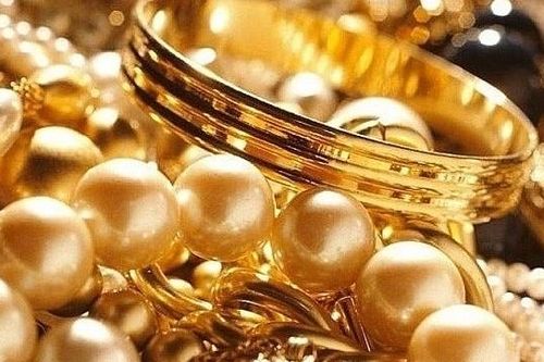 Sáng 30/4: Giá vàng trong nước giảm, giá vàng thế giới tăng nhẹ