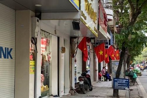 Hà Nội thanh bình, vắng vẻ ngày đầu tiên trong kì nghỉ lễ