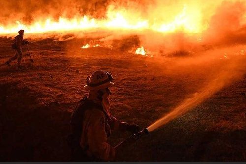 Che đậy án mạng, gây ra thảm họa cháy rừng lớn nhất California