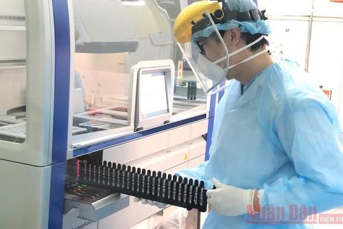 Bốn người Hải Phòng đi cùng chuyến bay với BN Hà Nam có kết quả âm tính lần 1