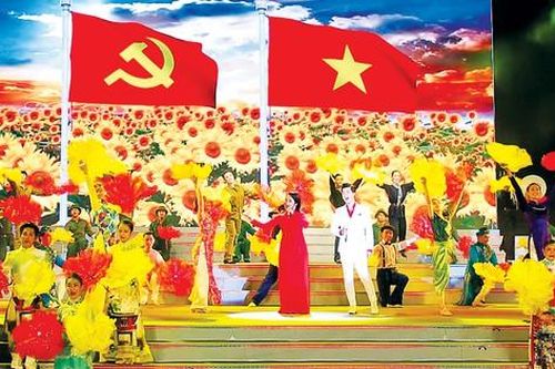 Chương trình nghệ thuật Bản hùng ca của mùa xuân đại thắng