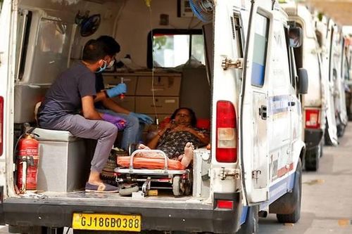 Số người chết do Covid 19 tại Brazil vượt 400 ngàn, Ấn Độ đoán thời điểm hết 'khát' oxy