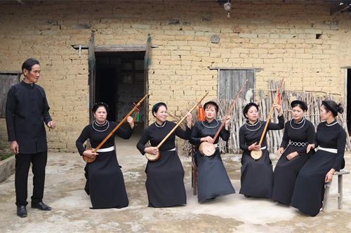 Gìn giữ truyền thống ở bản Tày trên biên giới Hoành Mô