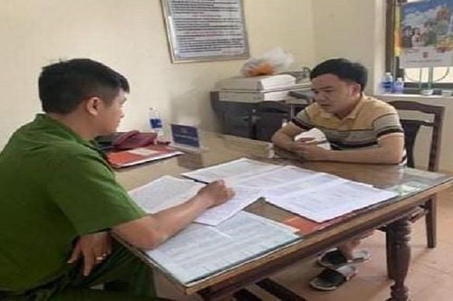 Cán bộ Sở TN&MT tự nhận có họ hàng với lãnh đạo lừa hơn 4 tỉ đồng