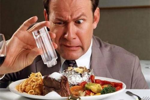 Ăn mặn ảnh hướng đến sinh lý nam giới?