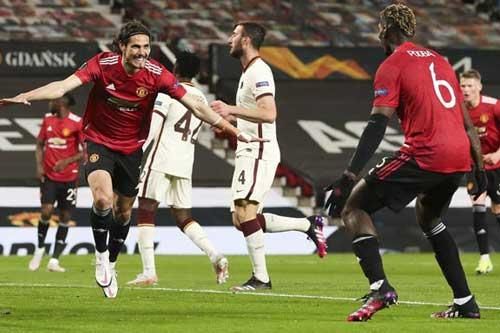 Pogba và Cavani tỏa sáng: MU hãy giữ lấy khi còn có thể!