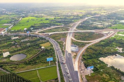 'Cất cánh' vùng đất 'Chín Rồng'