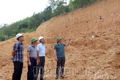 Nhộn nhịp trên đại công trường