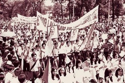Bản anh hùng ca vĩ đại