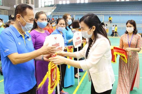 Khai mạc giải bóng chuyền hơi năm 2021