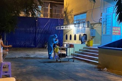 TP.HCM: Xác định thêm 07 hành khách đi cùng chuyến bay với bệnh nhân 2910
