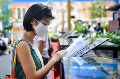 Triển lãm chào mừng ngày 30/4 và 1/5 tại đường sách TP.HCM