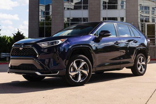 Toyota dừng sản xuất nhiều mẫu xe ăn khách vì Covid-19