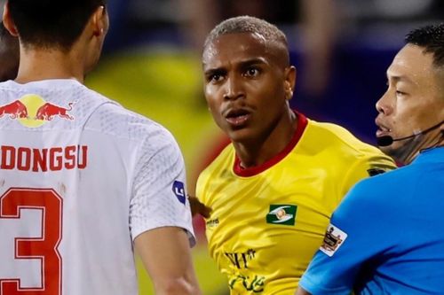 SLNA lần thứ ba chiêu mộ Felipe Martins