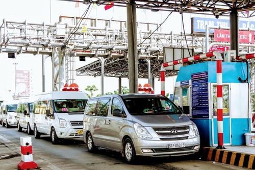 Khoảng 30 nghìn lượt xe lưu thông qua hầm Hải Vân trong 2 ngày nghỉ lễ