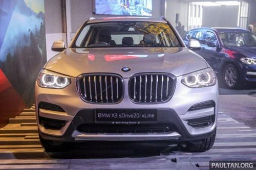 BMW X3 2021 'uống' 7,1 lít xăng/100km, từ 1,5 tỷ đồng tại Malaysia