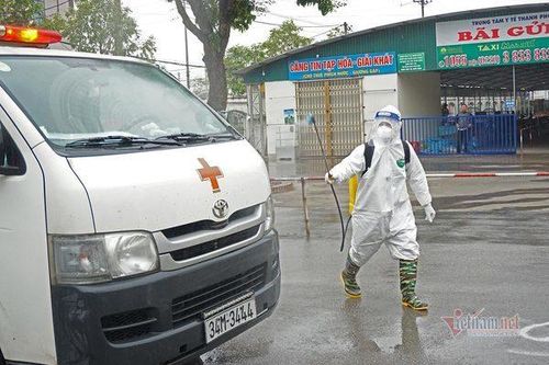 Thái Bình tìm người tới ngôi đền bệnh nhân Covid-19 từng có mặt