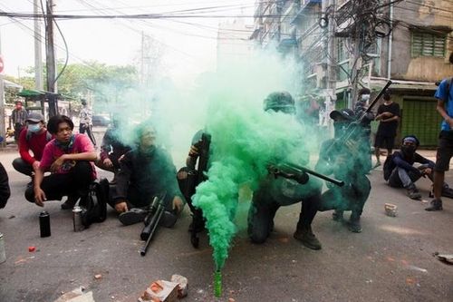 Bom nổ ở Myanmar, giao tranh tiếp diễn ở vùng biên giới