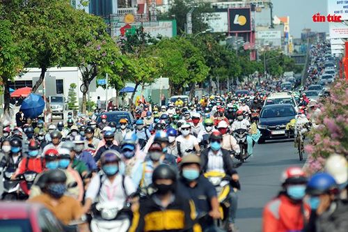 Sẽ có lộ trình kiểm soát khí thải từ ô tô, xe máy