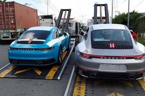 Người giàu Châu Á vung tiền mua xe Porsche