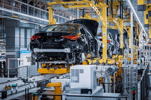 Thiếu hụt chip trên toàn cầu gây khó khăn lớn đối với các hãng sản xuất ô tô