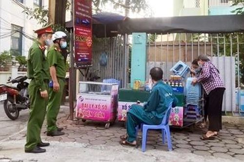 Xử phạt 19 trường hợp không đeo khẩu trang nơi công cộng