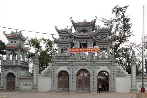 Bệnh nhân COVID-19 từng đi lễ tại đền Tiên La, tỉnh Thái Bình ra thông báo khẩn