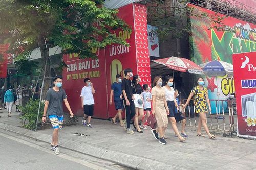 Hàng ăn, quán cà phê vẫn còn nhiều vi phạm phòng, chống dịch
