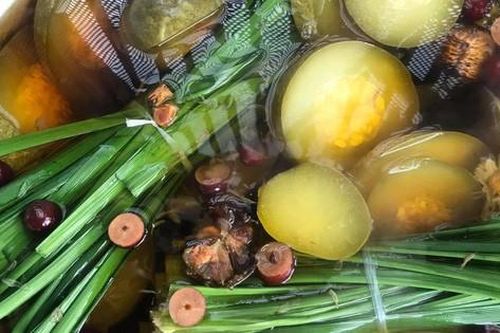 Chị gái lộ bí quyết nấu trà từ loại quả này, thành phẩm vừa rẻ, vừa ngon mê ly, nhà nhà đua nhau làm thử