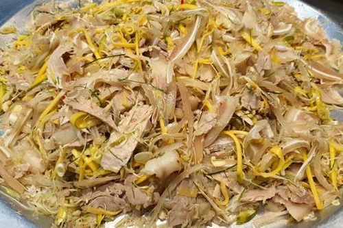 10 năm mới làm 1 lần, ông bố chinh phục cả nhà bằng món nhậu dân dã tuyệt ngon, lai rai ngày nghỉ lễ thì còn gì bằng
