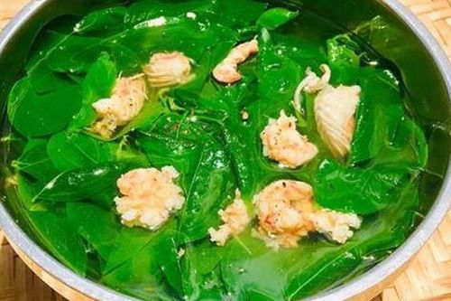 Mùa hè ăn rau ngót cần đề phòng tác dụng phụ đáng sợ này