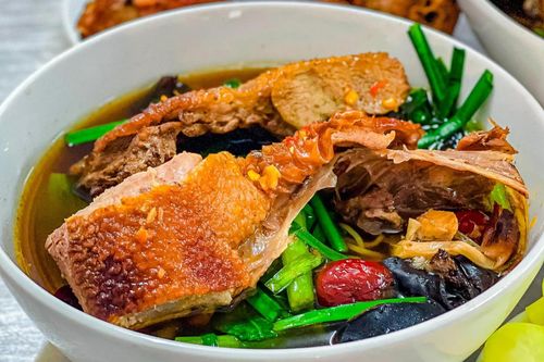 Đổi vị với 5 món mì ngon lạ ở TP.HCM