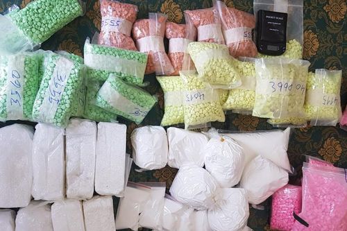 Bộ Công an phá đường dây buôn ma túy, thu giữ 30 bánh heroin