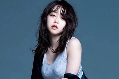 Bê bối tình ái của nhóm nhạc Nhật
