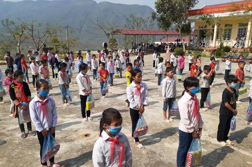 Thực hiện chương trình GDPT mới ở vùng cao: Phấn đấu đáp ứng nhu cầu tối thiểu