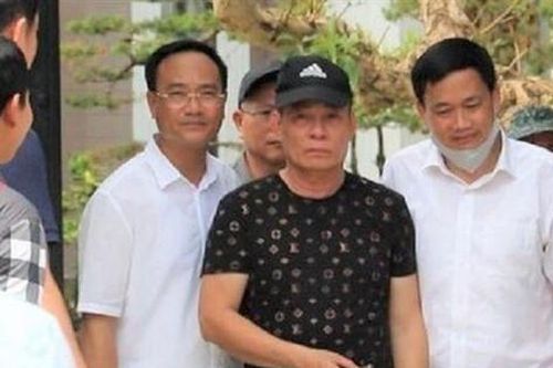 Vụ bắn người ở TP Vinh: Đại tá Công an kể thời khắc nghi phạm đầu hàng, giao nộp súng