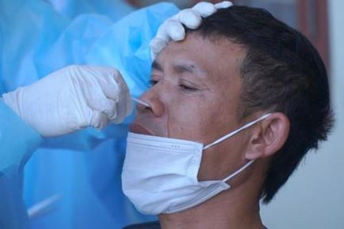 Chỉ định cách ly, xét nghiệm đối với người từ vùng có dịch đến TPHCM