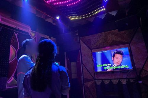 Đà Nẵng, Khánh Hòa dừng hoạt động karaoke, vũ trường