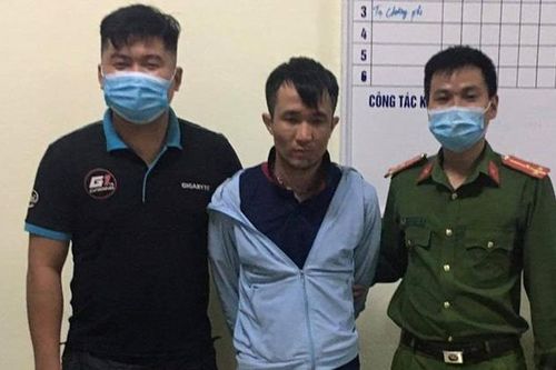 Kiểm tra hành chính, phát hiện đối tượng trốn truy nã