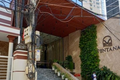 Kiểm tra khách sạn là điểm cách ly COVID-19 bị phản ánh thức ăn có giòi