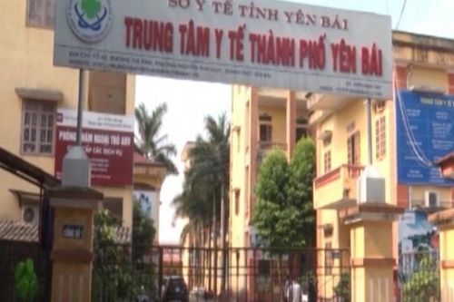 Tạm đình chỉ công tác Giám đốc TTYT thành phố Yên Bái vì sai sót trong phòng dịch