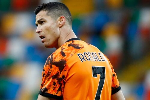 Ronaldo giải cứu Juventus