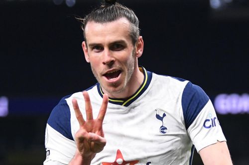 Bale lập hat-trick giúp Tottenham áp sát top 4