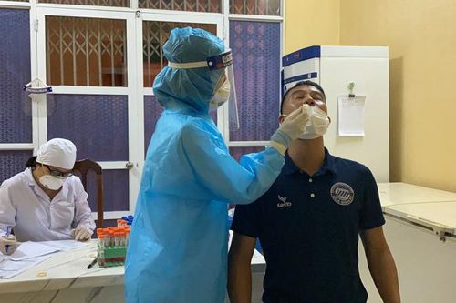 Hòa Bình FC và Hải Nam Vĩnh Phúc được xét nghiệm Covid-19 trước thềm khai mạc Giải hạng Nhì quốc gia 2021