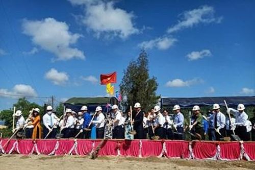 Đảng ủy Khối các cơ quan Trung ương và Tỉnh ủy Phú Yên tặng nhà ở cho Vùng 4 Hải quân