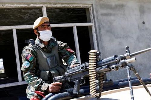 Hơn 100 phiến quân Taliban thiệt mạng trong giao tranh với quân đội Afghanistan