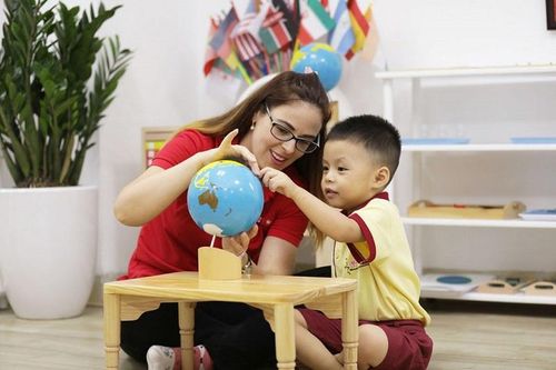 Những đứa trẻ thích... nổi loạn: Giúp con trưởng thành - Lắng nghe thay vì áp đặt