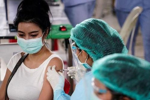 COVID-19: Thái Lan số ca tử vong cao chưa từng thấy, Campuchia lập kỉ lục số ca nhiễm mới