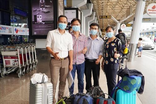Bác sỹ Bệnh viện Chợ Rẫy sẵn sàng lên đường sang Lào hỗ trợ phòng, chống dịch COVID-19