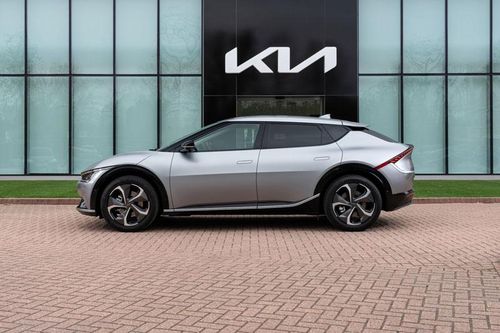 Chốt giá bán xe điện Kia EV6 2022, khởi điểm hơn 1,3 tỷ đồng